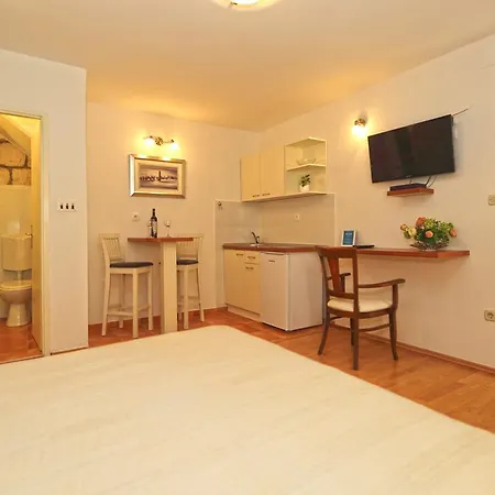 Riva Apartment