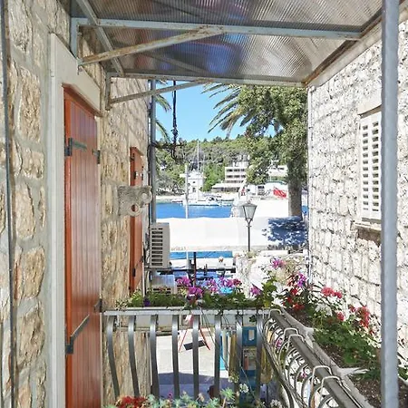 Riva Apartment *