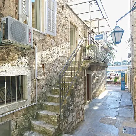 Riva Apartament Hvar Town
