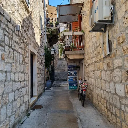 Riva Hvar Town