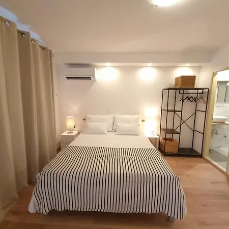 Riva Apartment Hvar Town