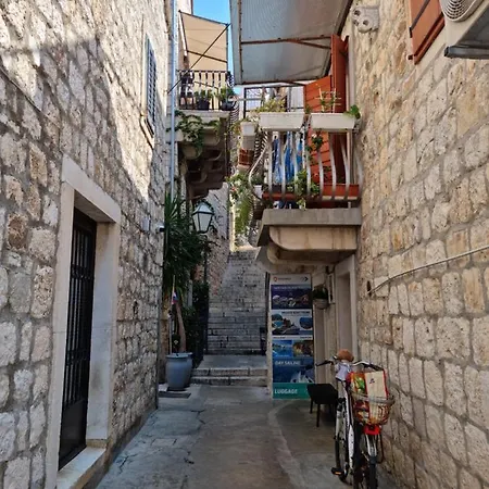 Riva * Hvar Town
